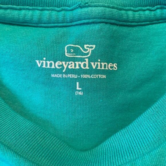 3 for $30! Vineyard vines graphic long sleeve top - Picture 5 of 12